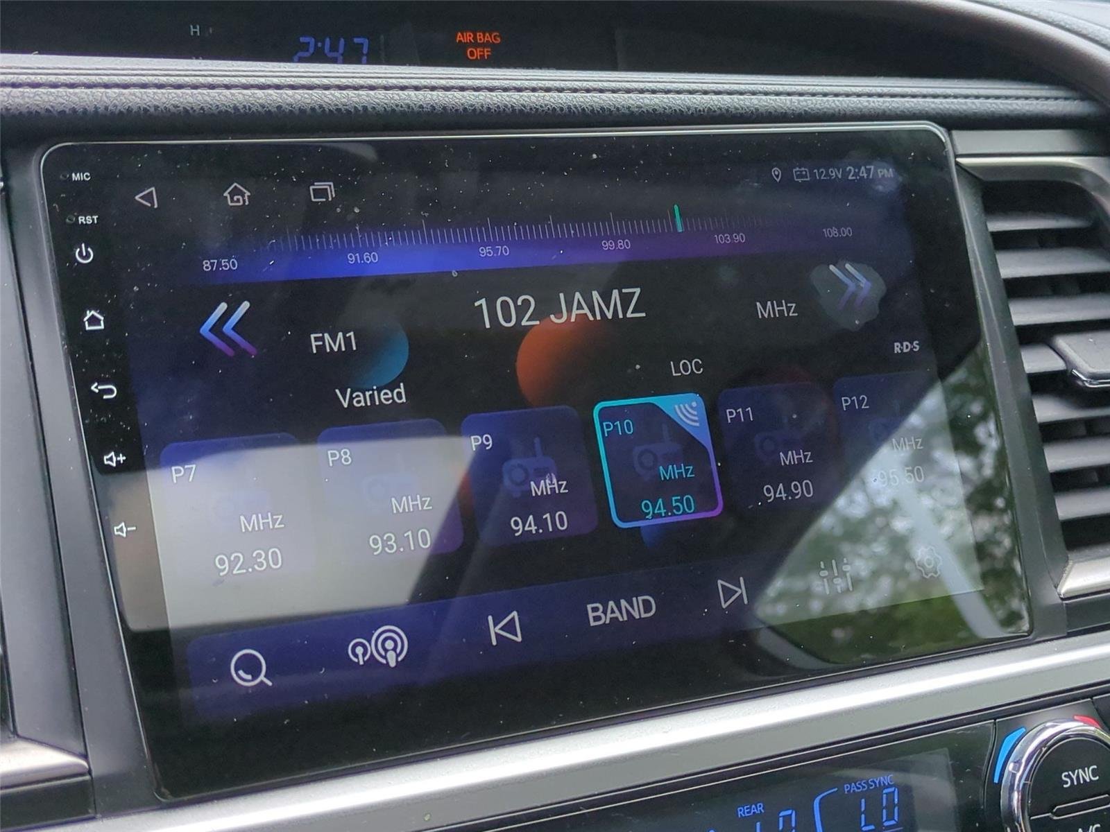 Used 2014 PREDAWN GRAY MICA TOYOTA  image 25