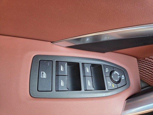 Used 2026 Dune Grey Metallic BMW xDrive28i image 20