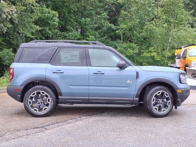 New 2026 Azure Gray Metallic Tri-Coat Ford Outer Banks® image 4