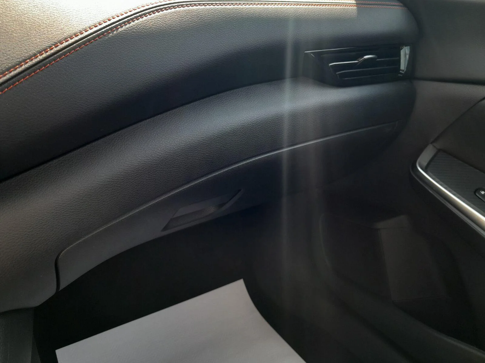 Used 2025 Super Black Nissan SR image 30
