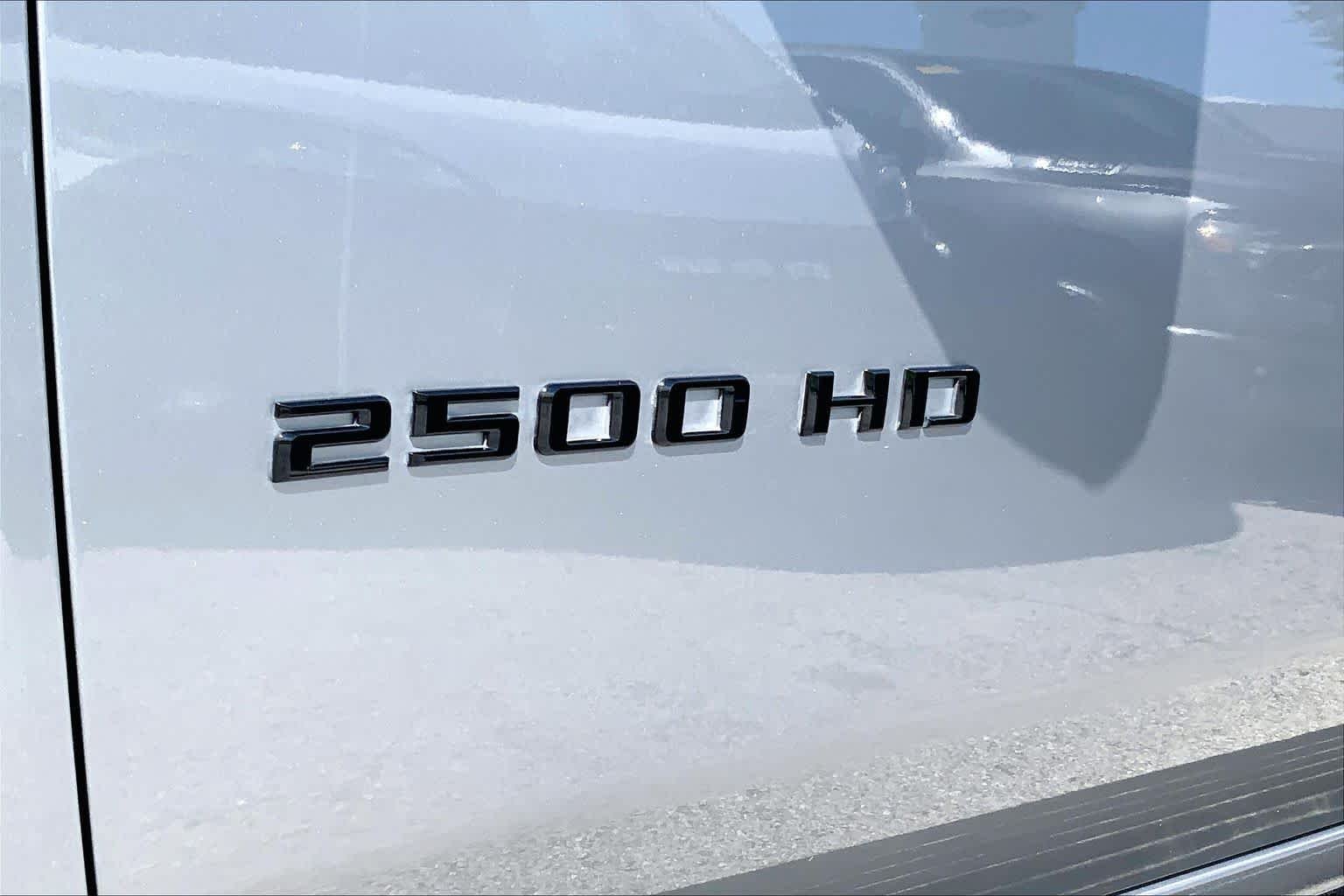 Used 2026 Sterling Gray Metallic Chevrolet LT image 10