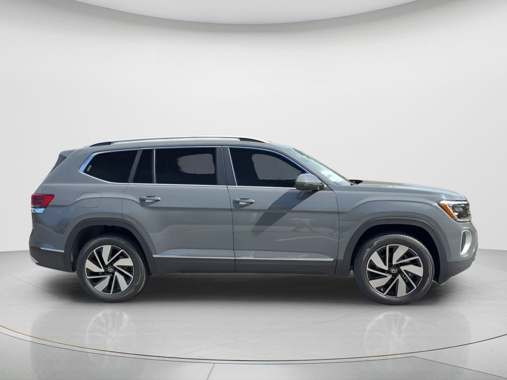 New 2026 Pure Gray Volkswagen 2.0T SEL image 6