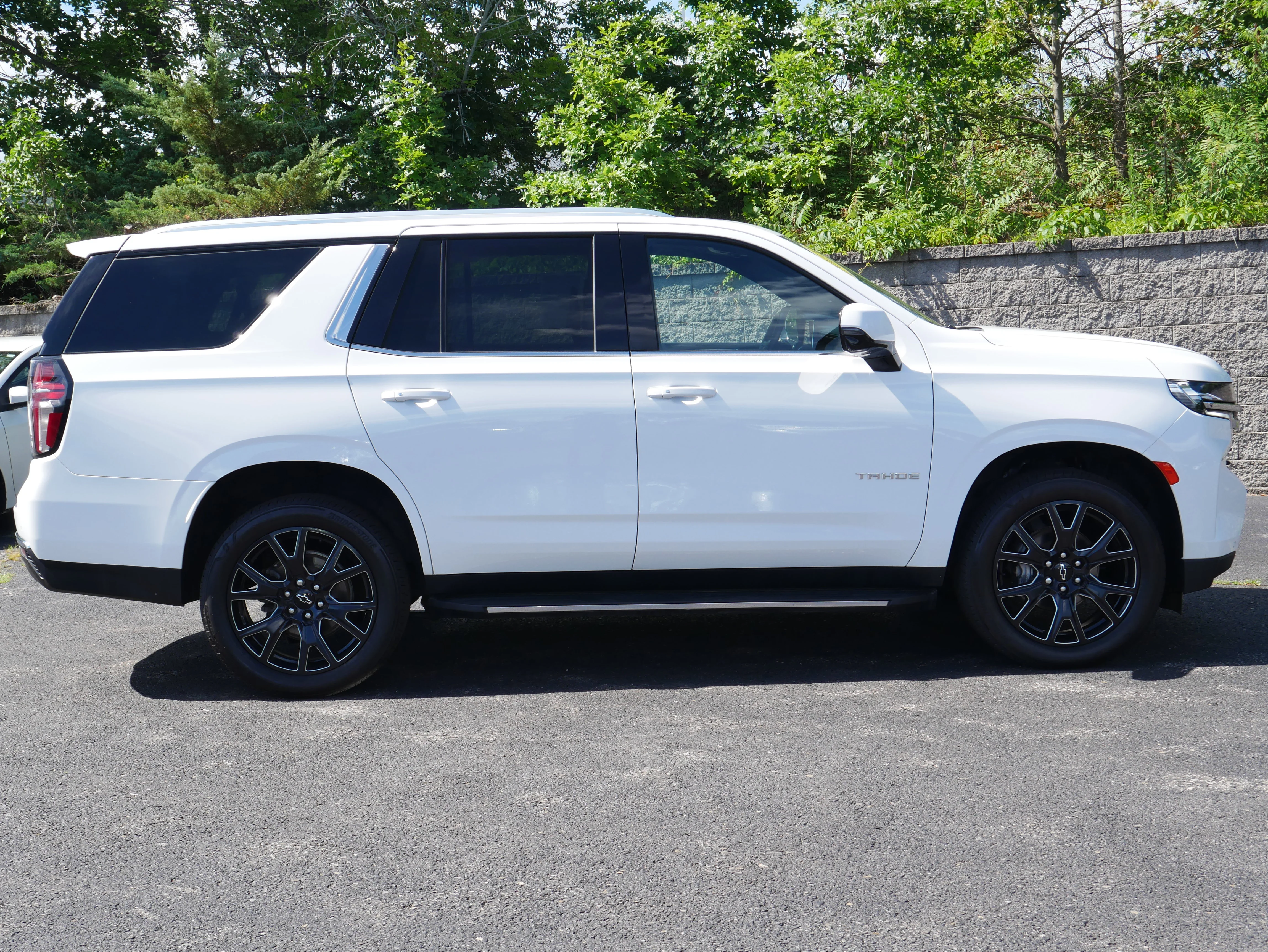 2023 Chevrolet Tahoe LT - Photo 11