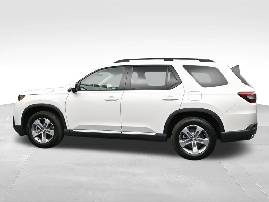 New 2026 Platinum White Pearl Honda EX-L image 4