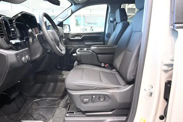 2026 Chevrolet Silverado 1500 RST - Photo 10