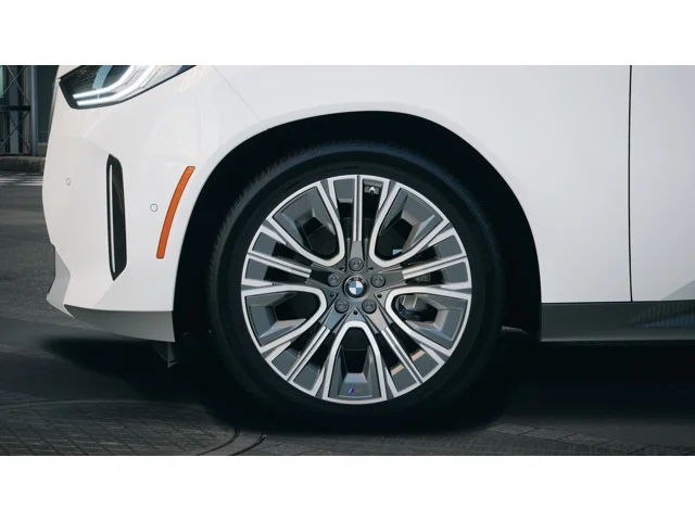 New 2026 Alpine White BMW 30 xDrive image 7