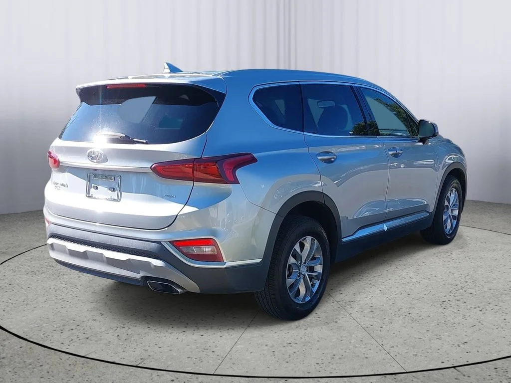 Used 2020 Silver Hyundai SEL image 3