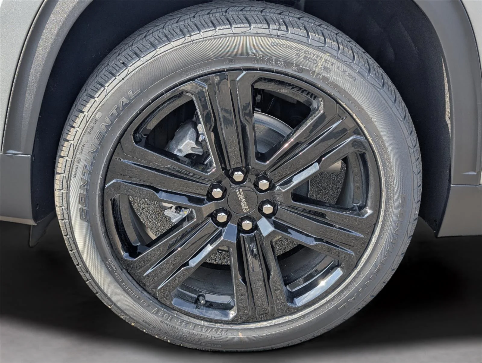 New 2026 Sterling Metallic GMC Elevation image 30