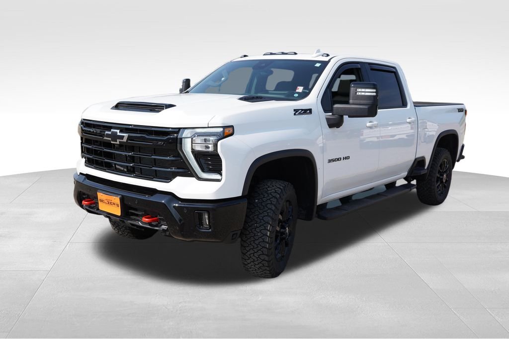 Used 2025 White Chevrolet LTZ image 11