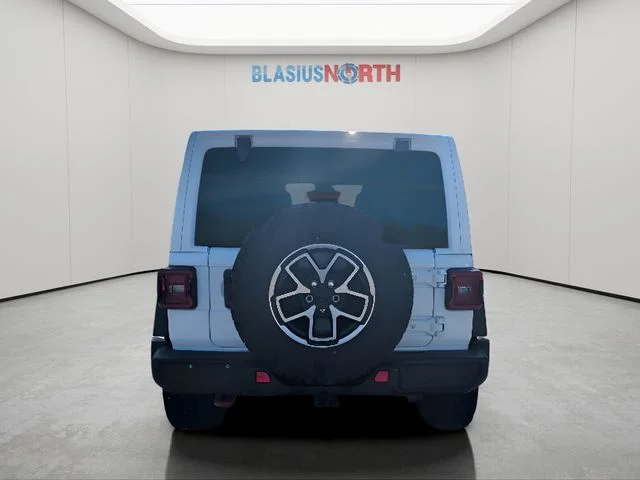 Used 2025 White Jeep Rubicon image 6