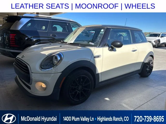 Used 2019 White MINI  image 1