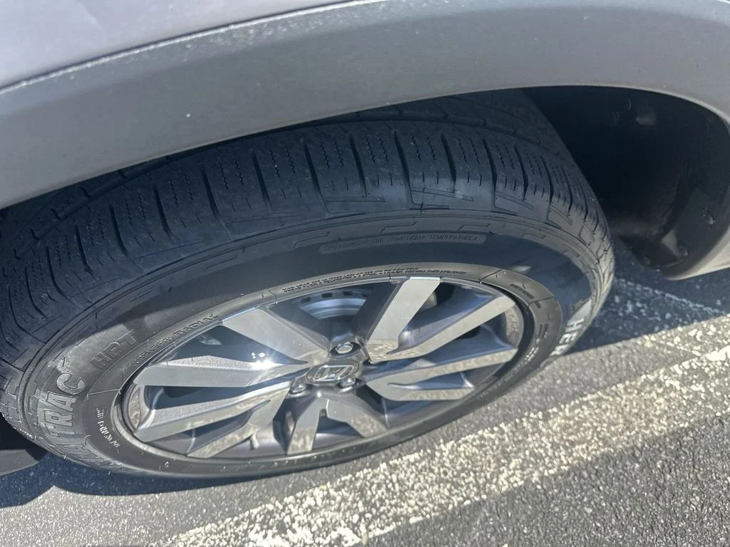 Used 2019  Honda EX-L image 16