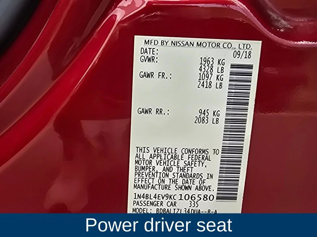 Used 2019 Red Nissan 2.5 SL image 11