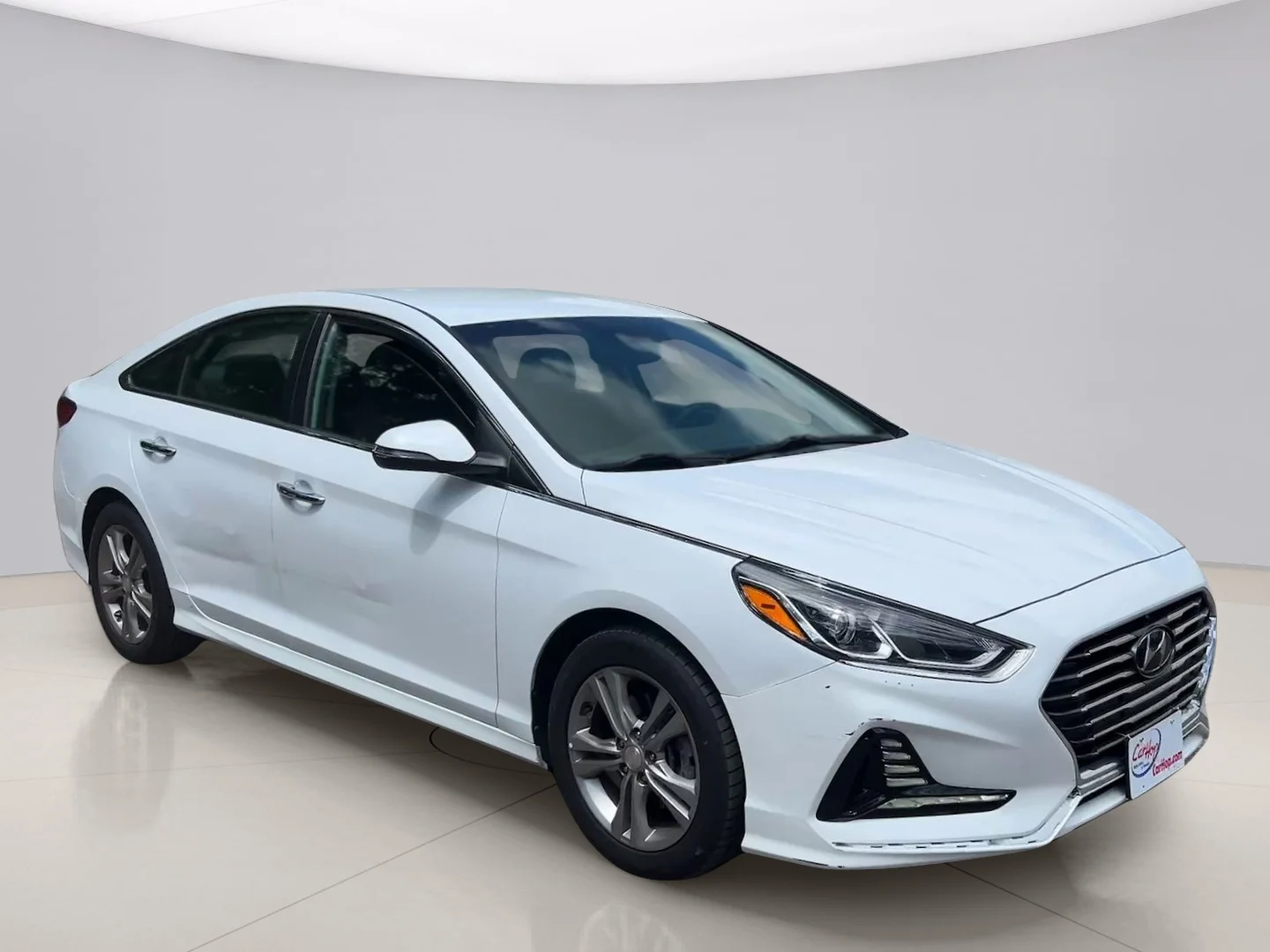 Used 2018 White Hyundai SPORT image 7