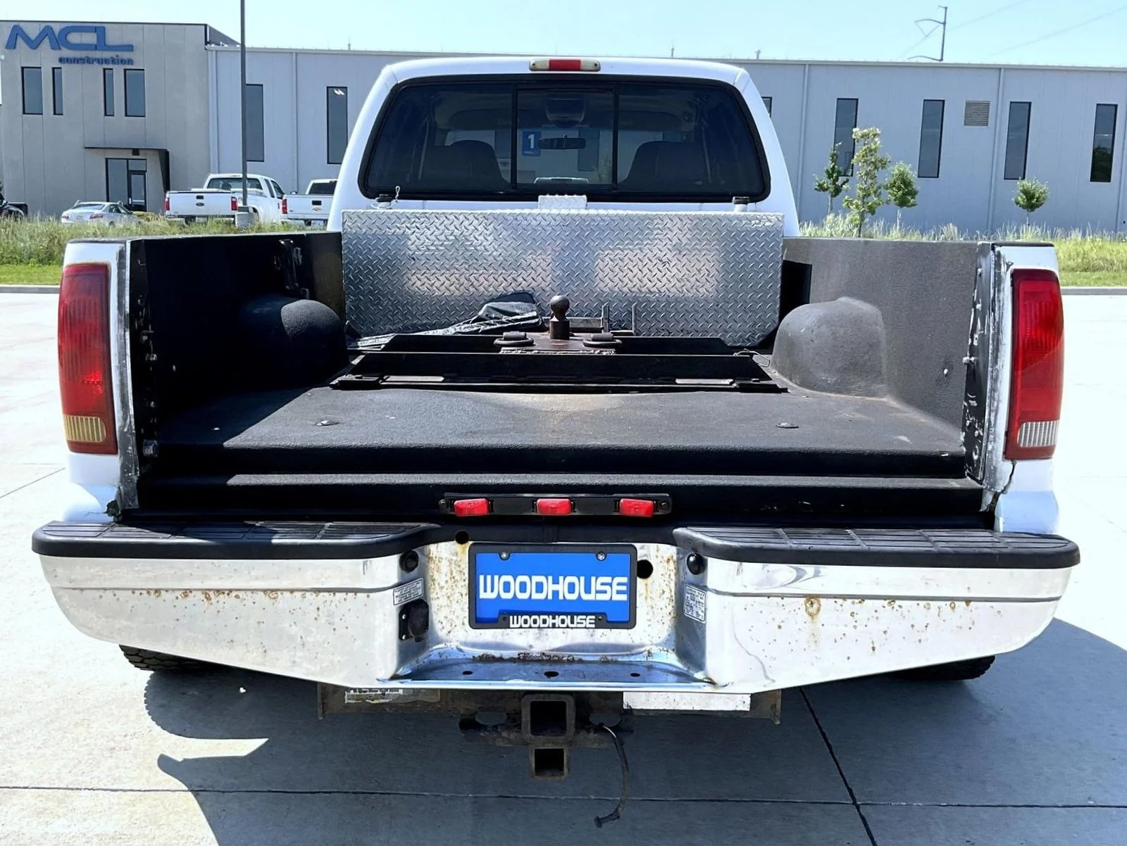 Used 2004 White Ford Lariat image 22