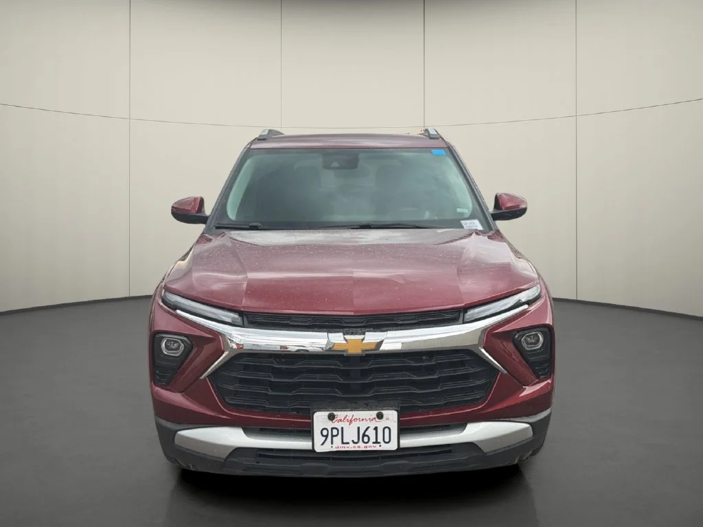 Used 2025 Red Chevrolet LT image 2