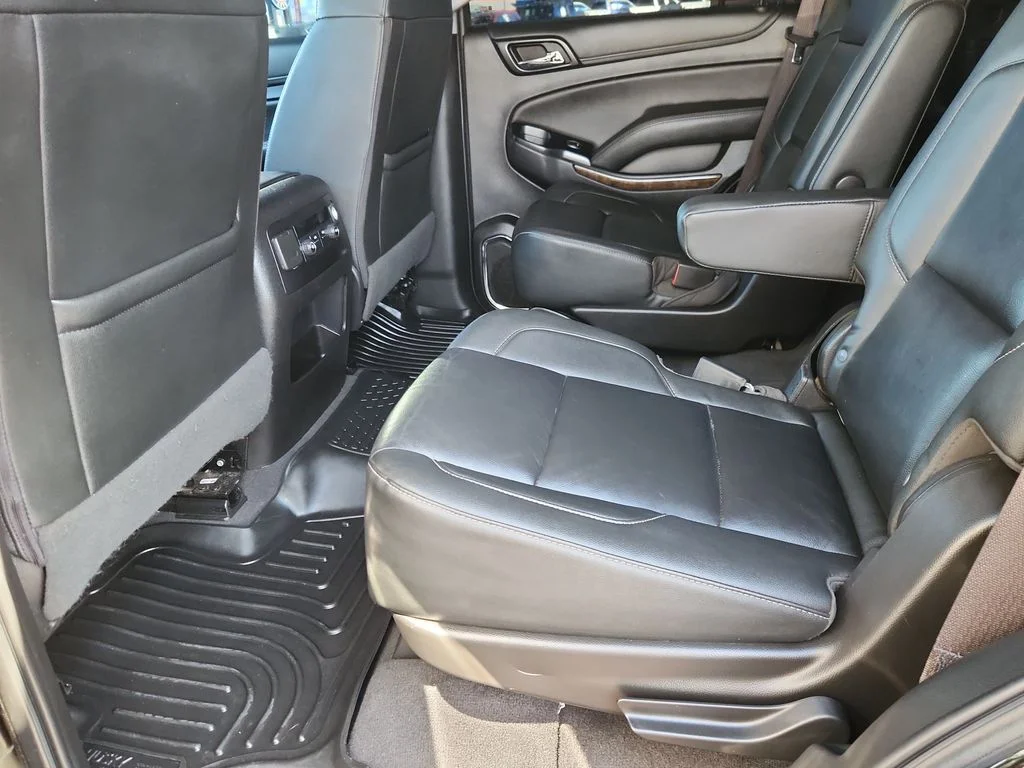 Used 2020 Black Chevrolet LT image 11