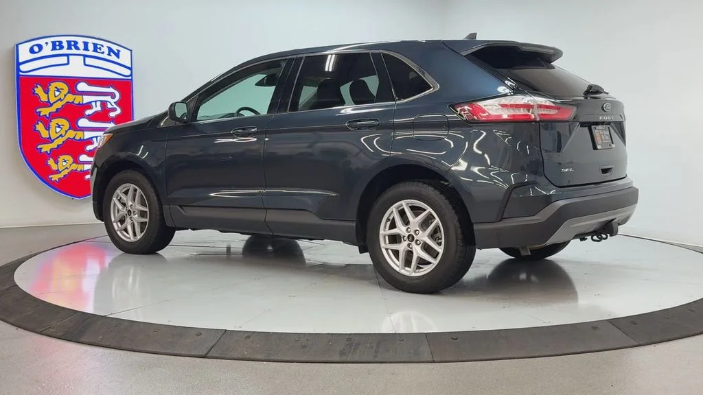 Used 2023 Blue Metallic Ford SEL image 7