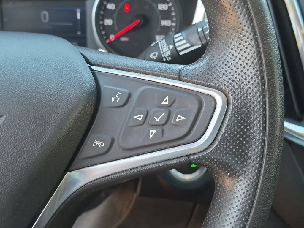 Used 2022 Silver Chevrolet LT image 17