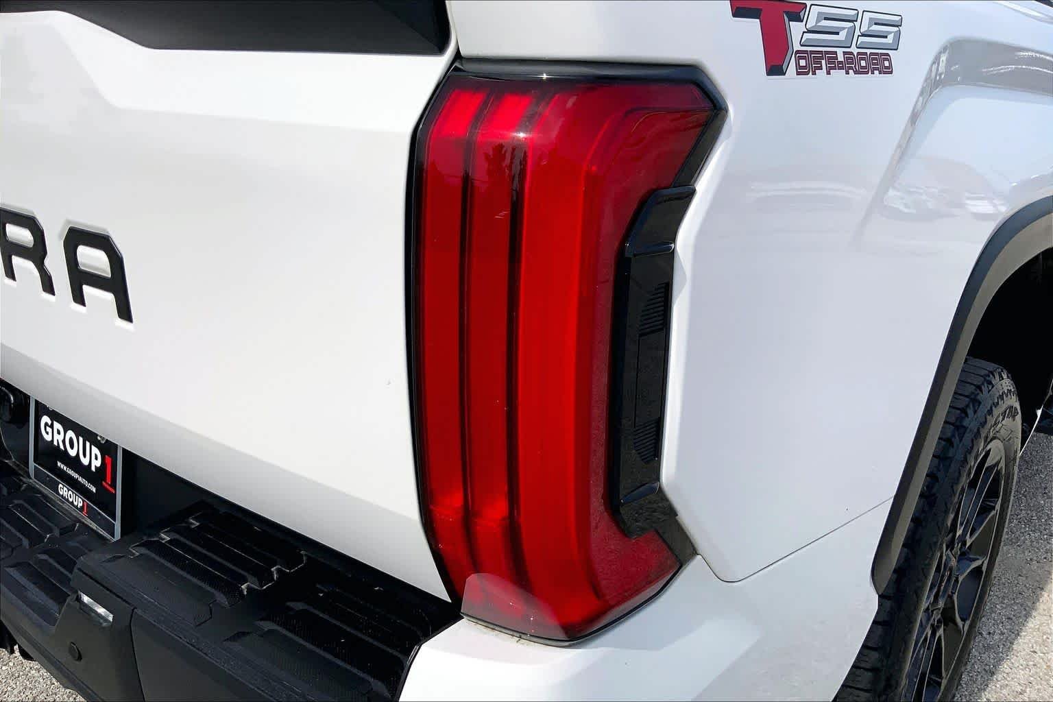 Used 2023 Ice Cap Toyota SR5 image 30
