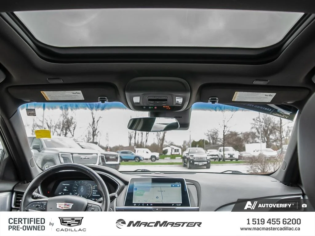Certified Used 2022  Cadillac Premium Luxury image 29