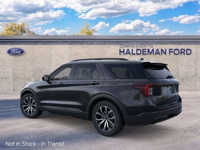 New 2026 Agate Black Metallic Ford ST-Line image 4