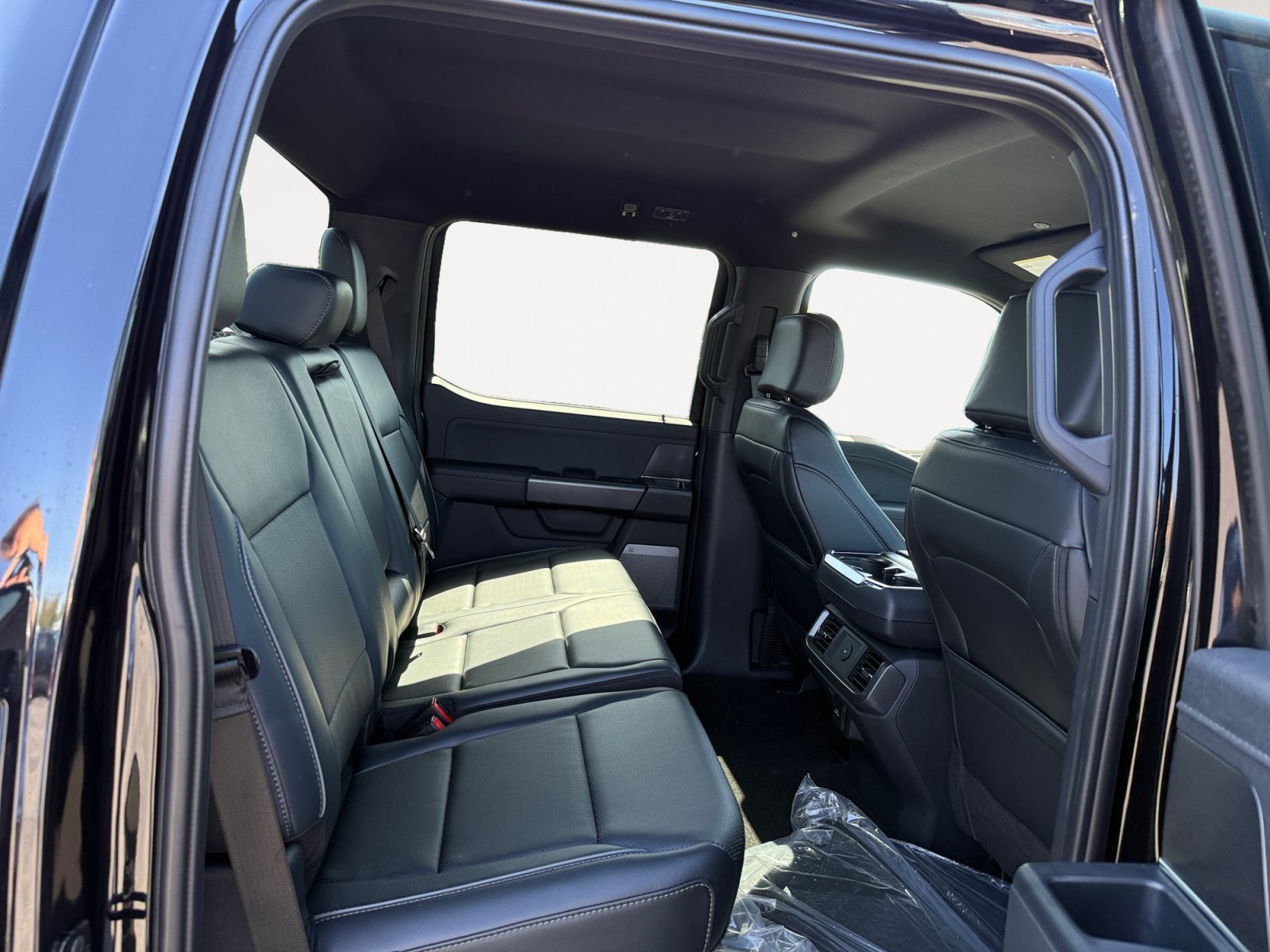 New 2026 Agate Black Metallic Ford Lariat® image 18