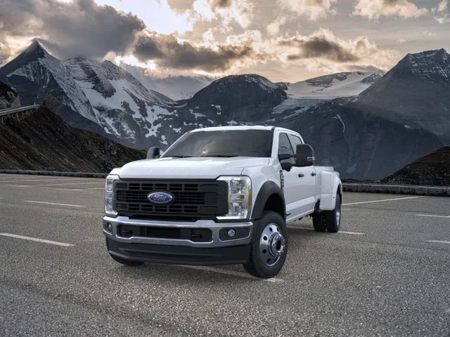 New 2026 Oxford White Ford XL image 2