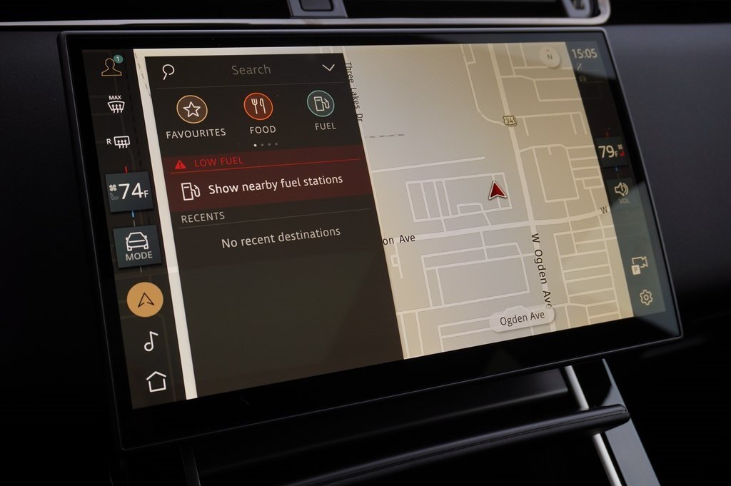 2026 LAND ROVER RANGE ROVER EVOQUE - Image 23