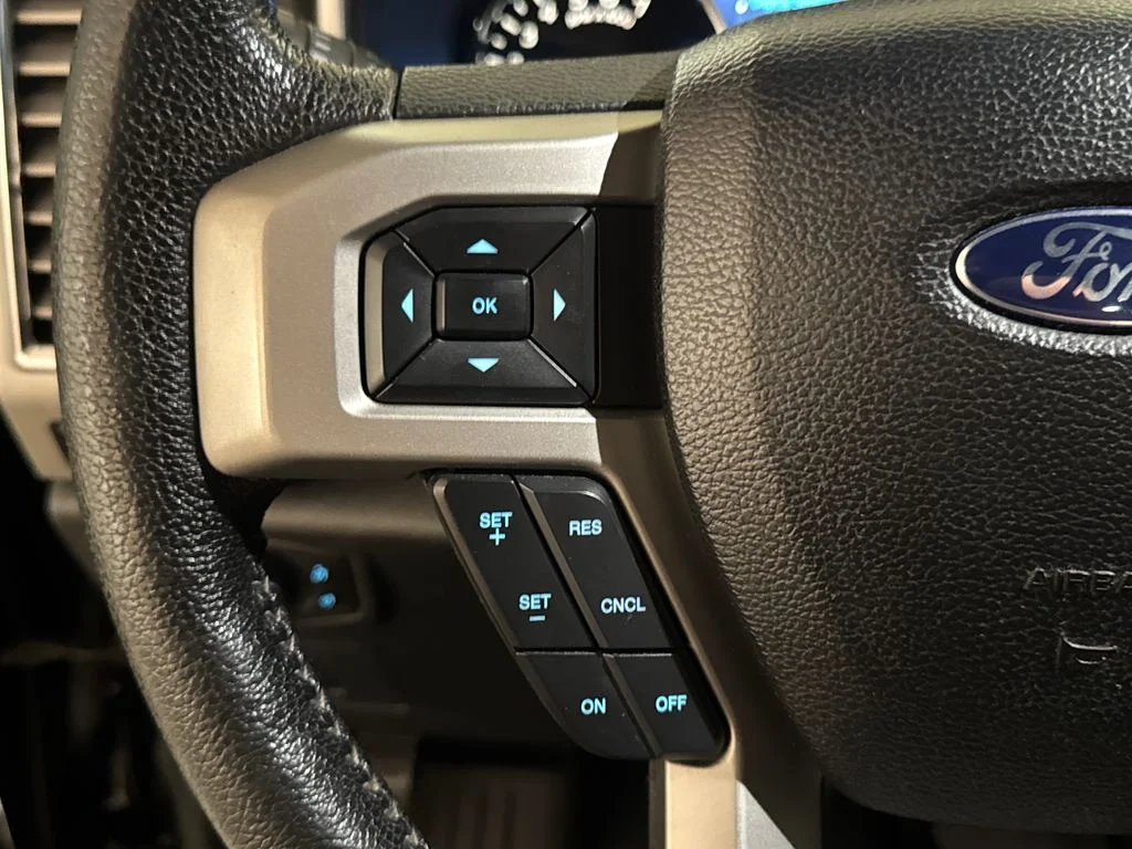 Used 2016 Black Ford Lariat image 21