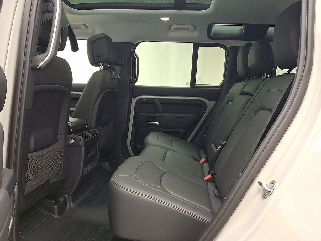New 2026 Borasco Grey LAND ROVER X-Dynamic SE image 6