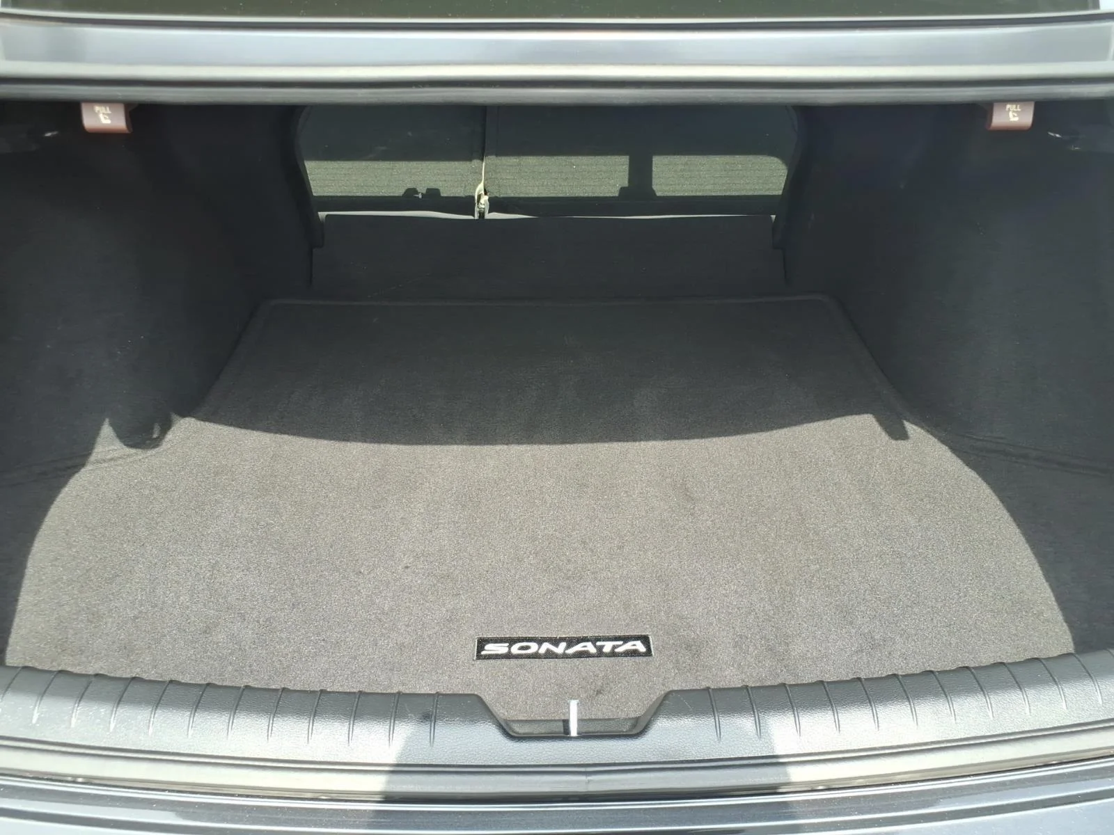 Used 2023 Portofino Gray Hyundai SEL image 26