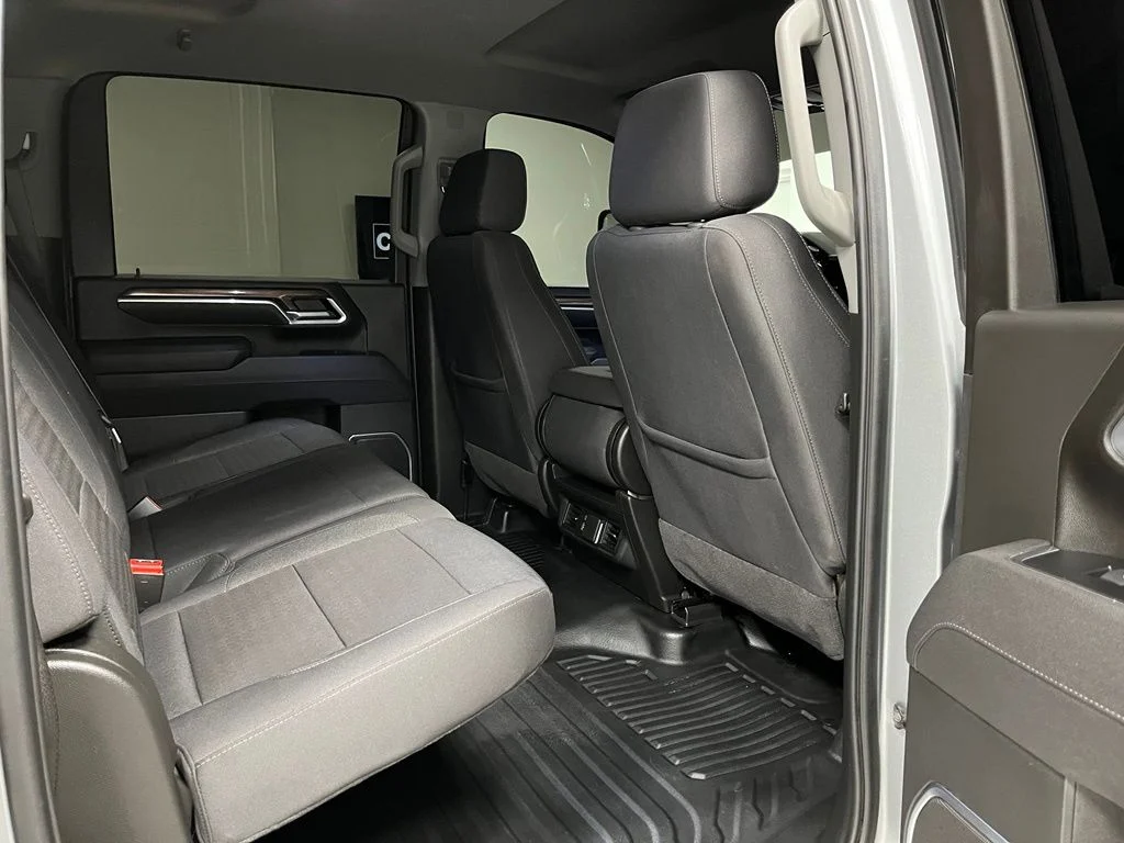 Used 2025 Gray Chevrolet LT image 51