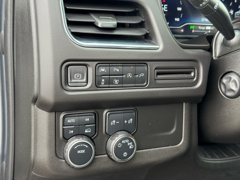 Used 2022 Gray Chevrolet RST image 28