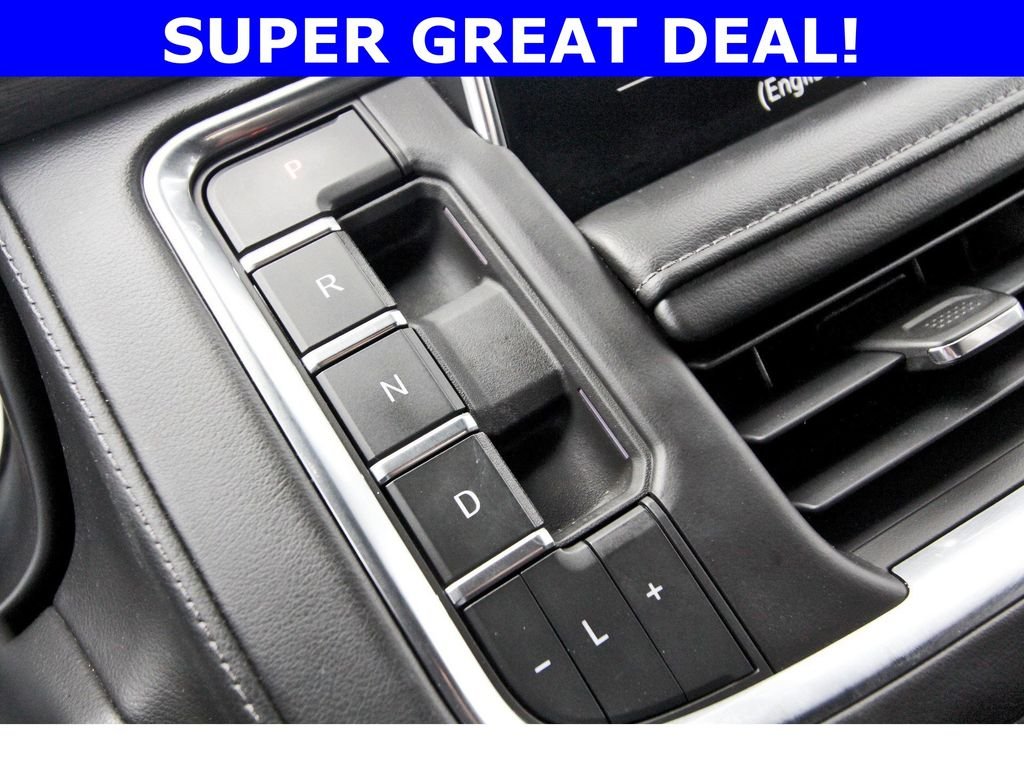 Used 2021 Black Chevrolet Z71 image 26