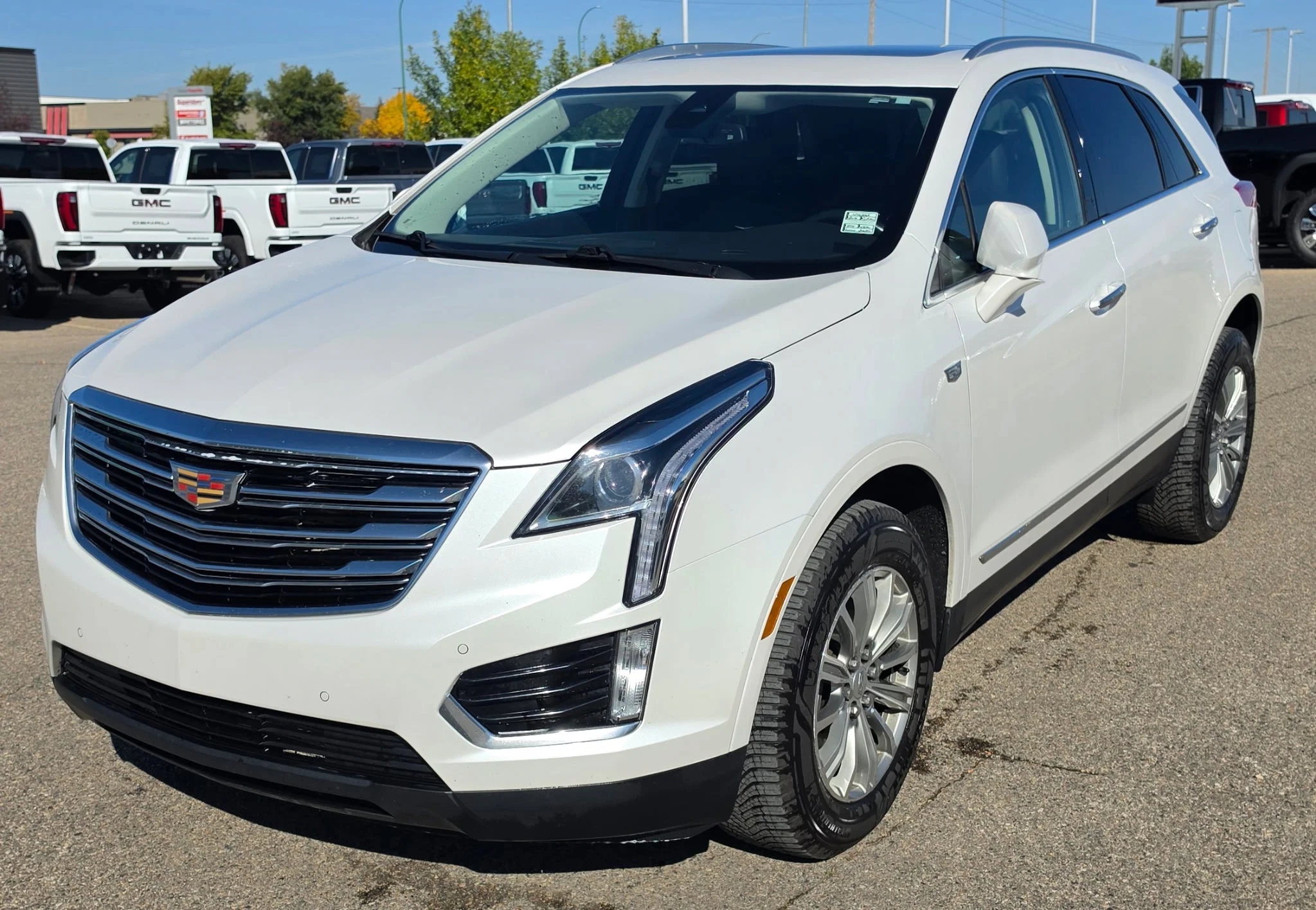 Used 2018 White Cadillac Luxury AWD image 1