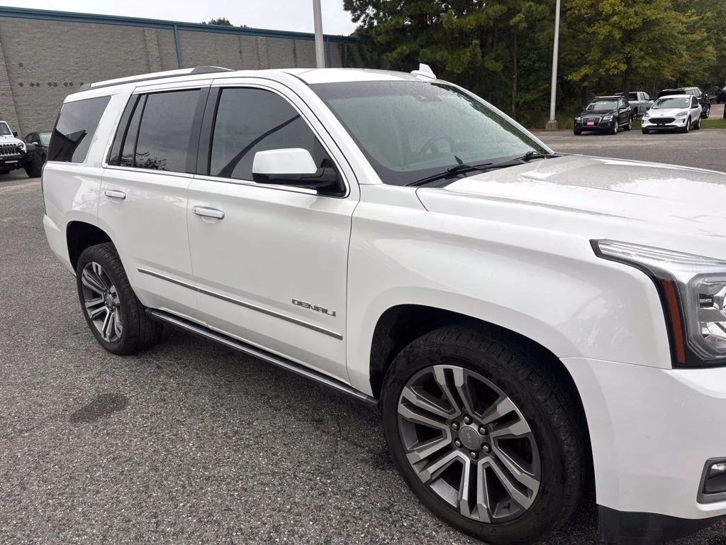 Used 2018 White GMC Denali image 23