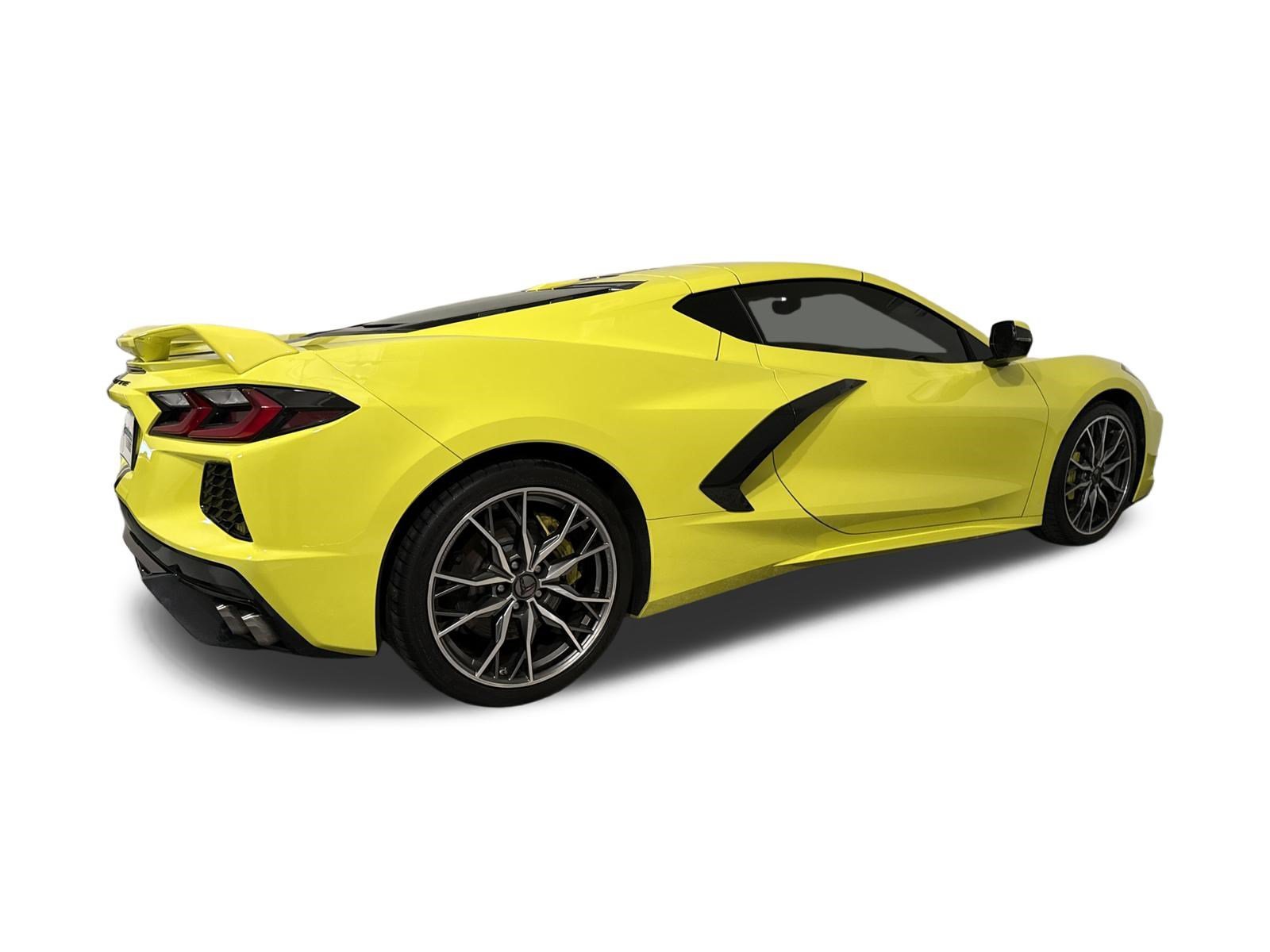 Used 2023 Accelerate Yellow Metallic Chevrolet 3LT image 9