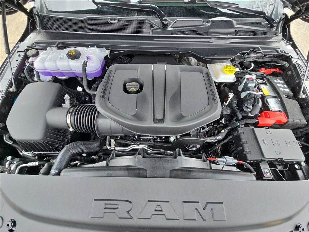 New 2026 Granite Crystal Metallic Clear-Coat Exterior Paint RAM Big Horn/Lone Star image 13