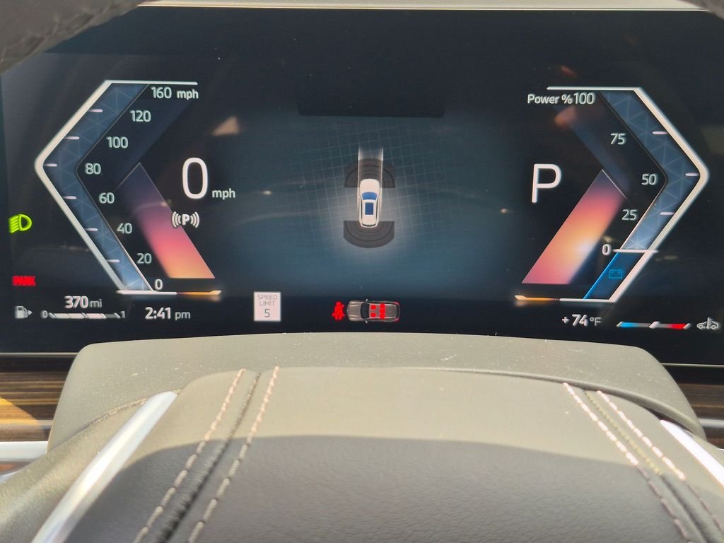Used 2026 White BMW xDrive40i image 11