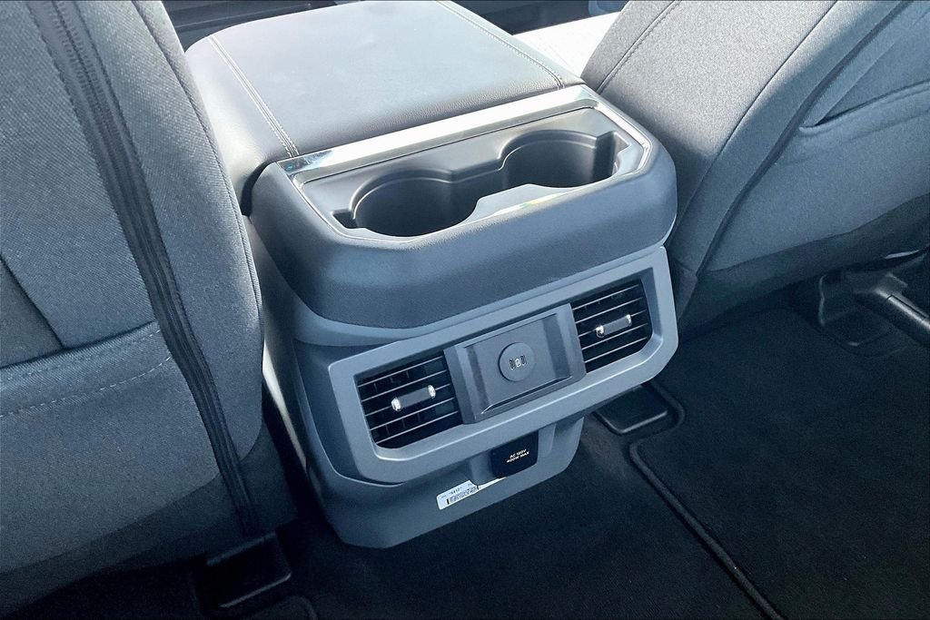 2026 Ford F-350 Super Duty XLT - Photo 16