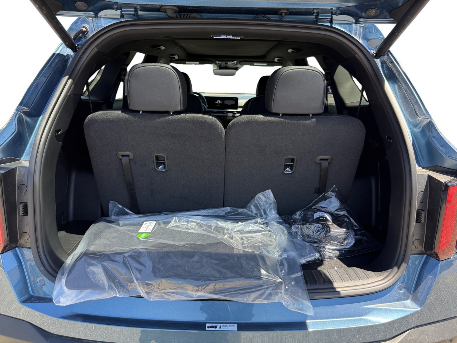 New 2026 Mineral Blue Kia X-Line SX Prestige AWD image 17