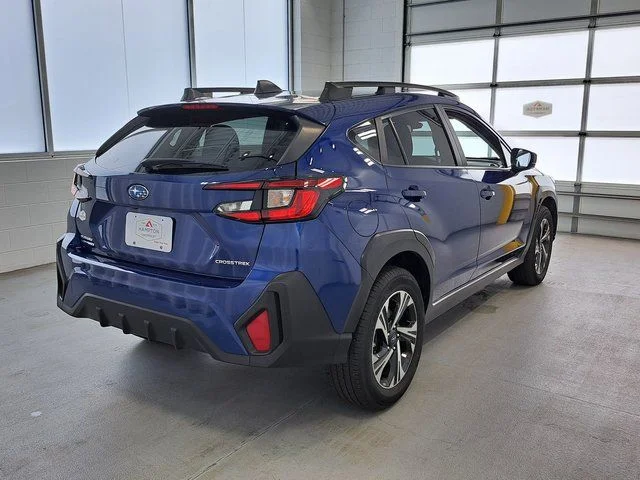 Used 2025 Blue Subaru Premium image 5