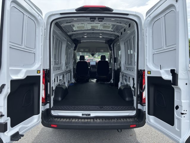 New 2026 Oxford White Ford Cargo Van image 25