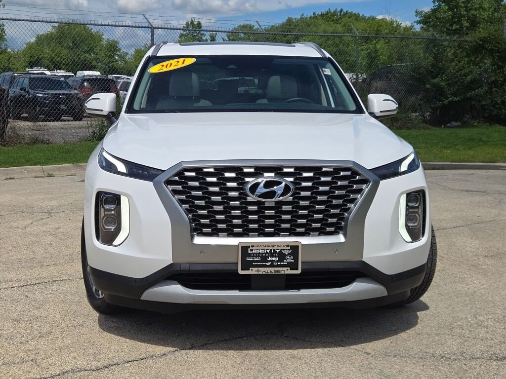 Used 2021 White Hyundai SEL image 4