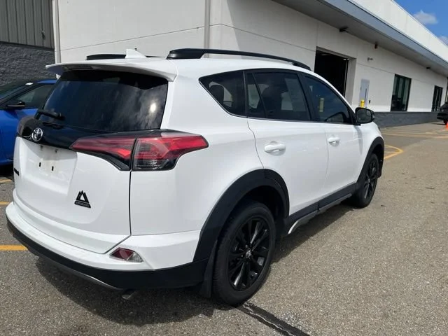 Used 2018 Super White Toyota Adventure image 3