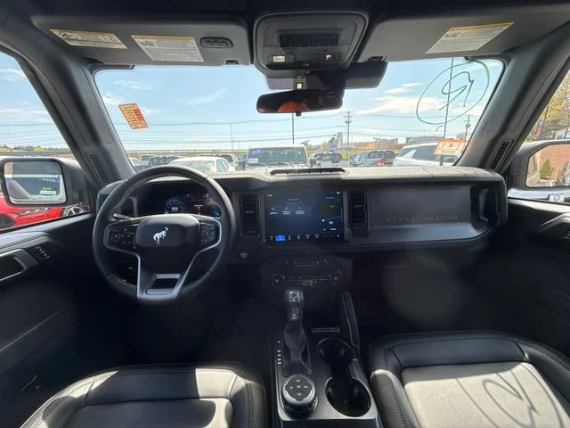 Used 2025 Gray Ford Badlands image 16