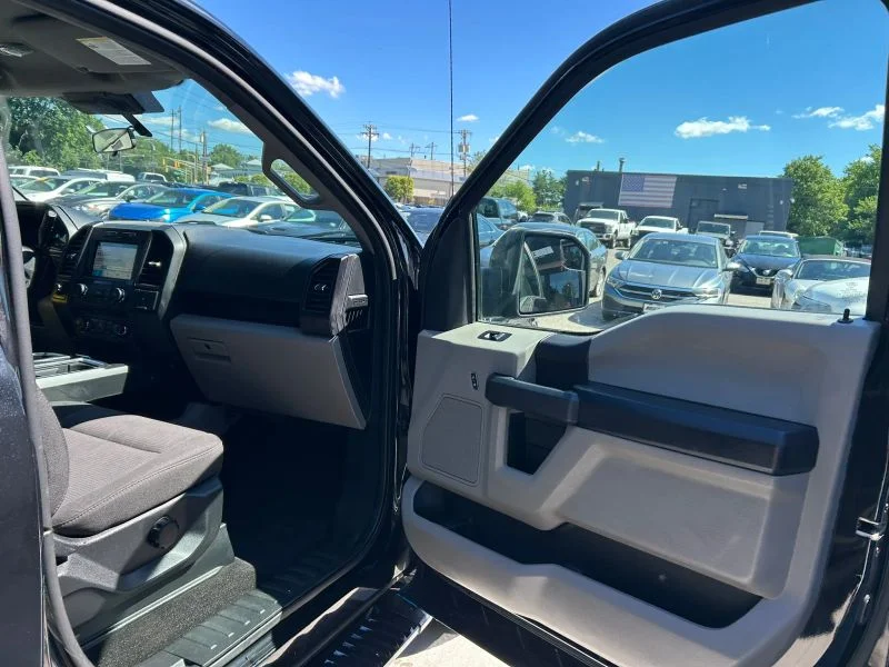 Used 2019 Black Ford XL Pickup 4D 5 1/2 ft image 16