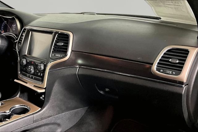 Used 2014 Black Jeep Limited image 25