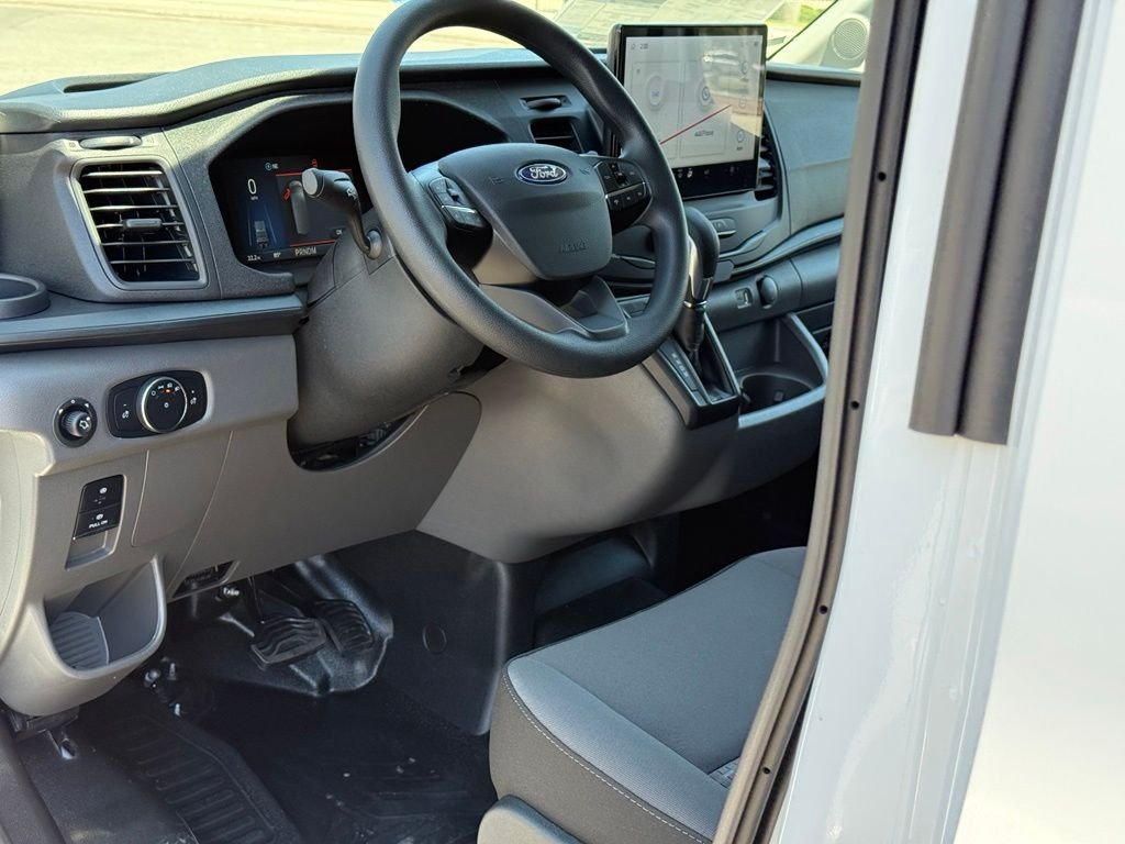 New 2026 Oxford White Ford Cargo Van image 6